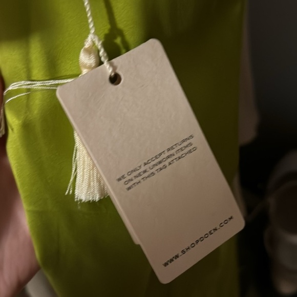 Doen, Claire, medium NWT 100 percent silk - Picture 4 of 4